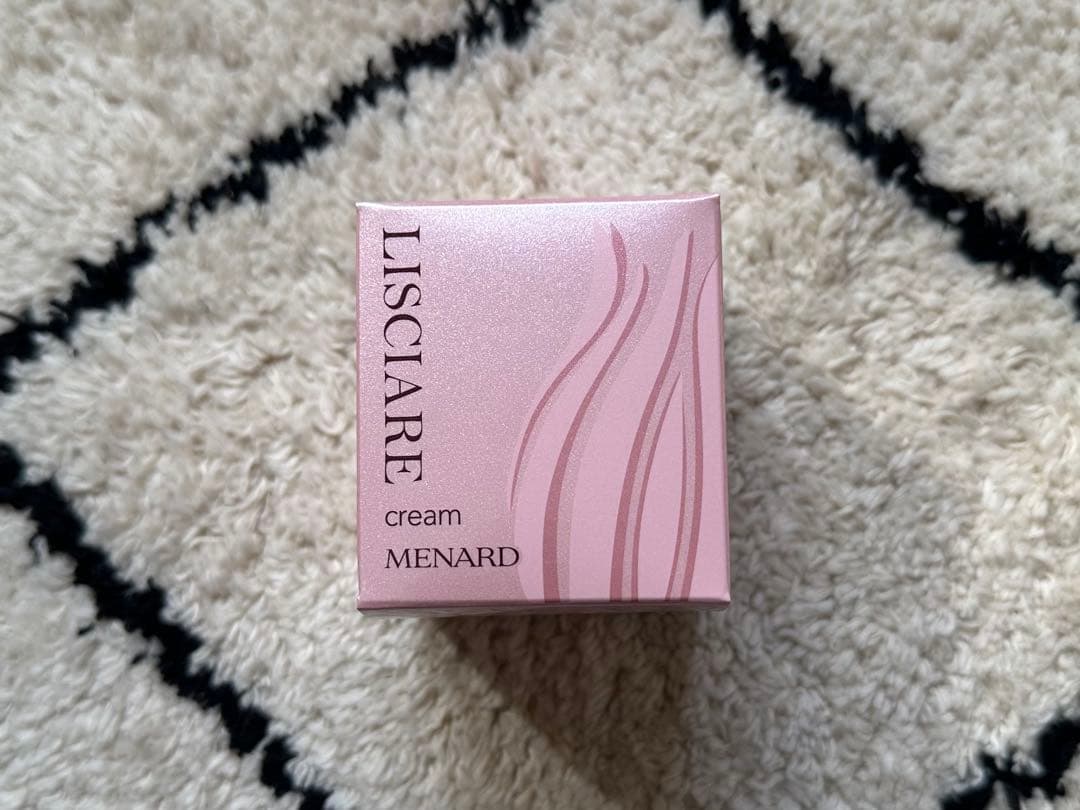 メナードフェアルーセント薬用デイクリーム&リシアルエモリエントクリーム2点セット