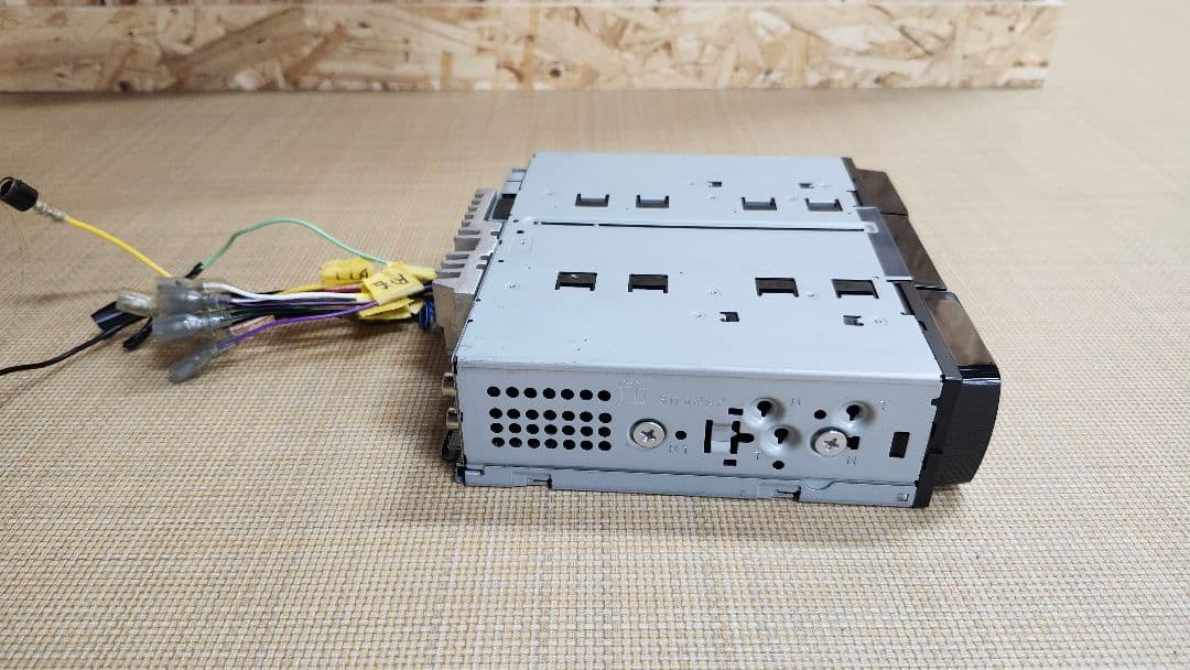 MVH-7500SC+1DINケースおまけ