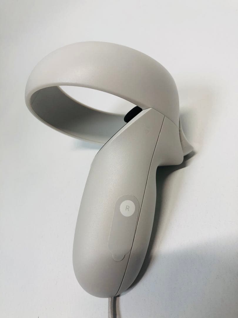 【匿名配送】 Quest 2 128GB VRヘッドセット【中古】