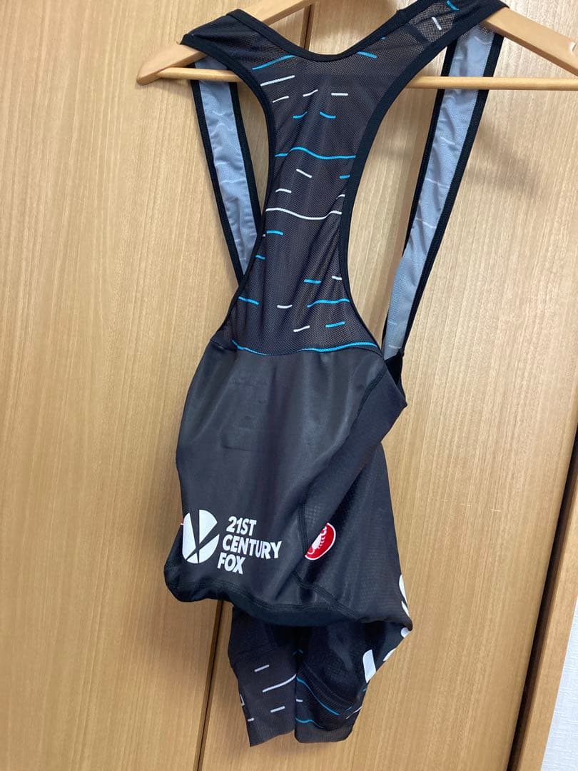 カステリ　チームSKY サイクルジャージ　Sサイズ