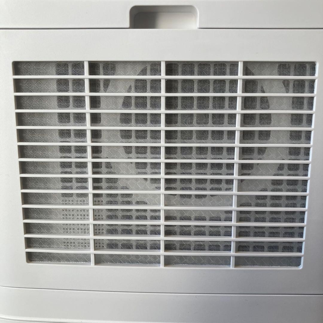 シャープ 加湿セラミックファンヒーター HX-RK12 2023年製 ホワイト