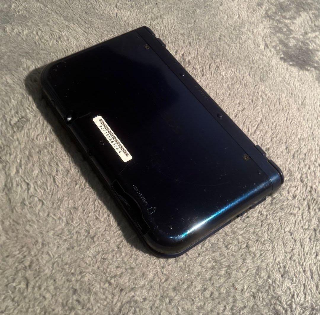 NEW　Nintendo　3DS　LL　　ニンテンドー　ネイビー