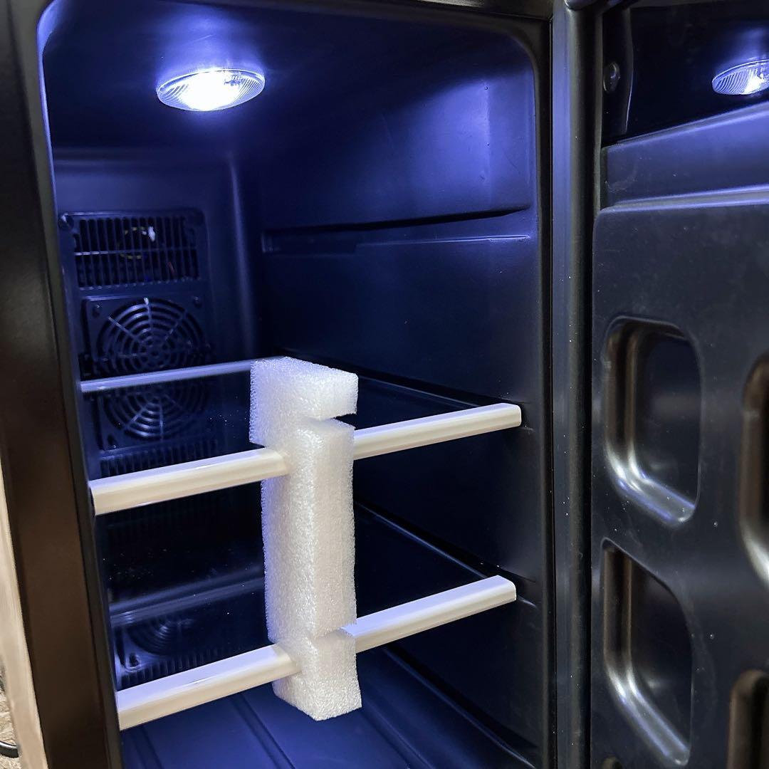 小型冷蔵庫 23L 前開き1ドア ペルチェ式 温度設定5-18°Cソリッドドア