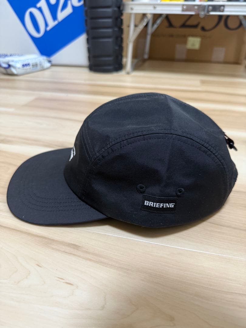 コム デ ギャルソン・オム×ブリーフィング　ロゴキャップ