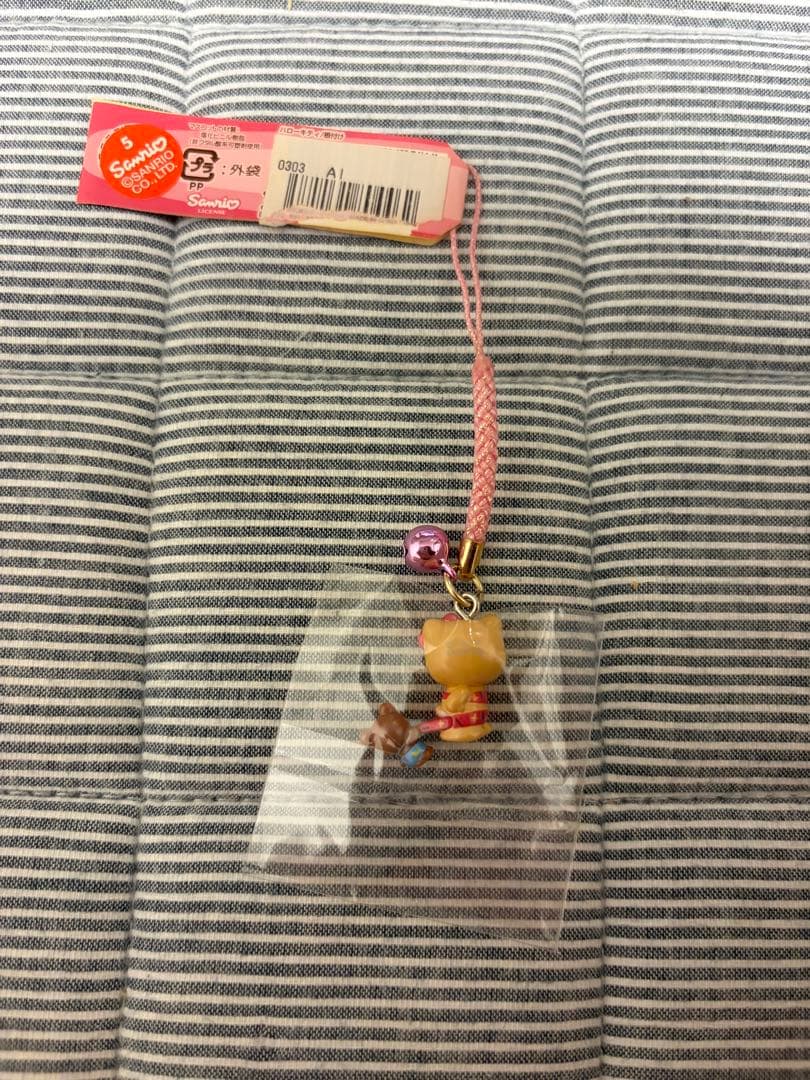 ご当地キティ　夏休み海バージョン