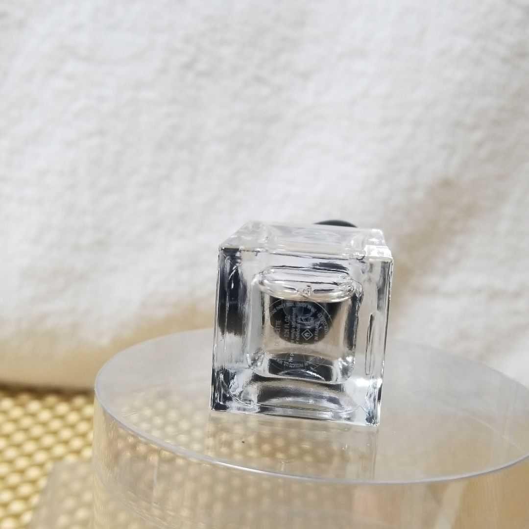 【数量限定品】アルマーニ ビューティー「アルマーニ プリヴェ」ミニボトルセット