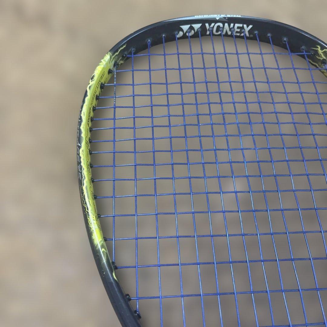 中古ボルトレイジ 7SテニスラケットUL1ガットヨネックスゲイル26ポンド