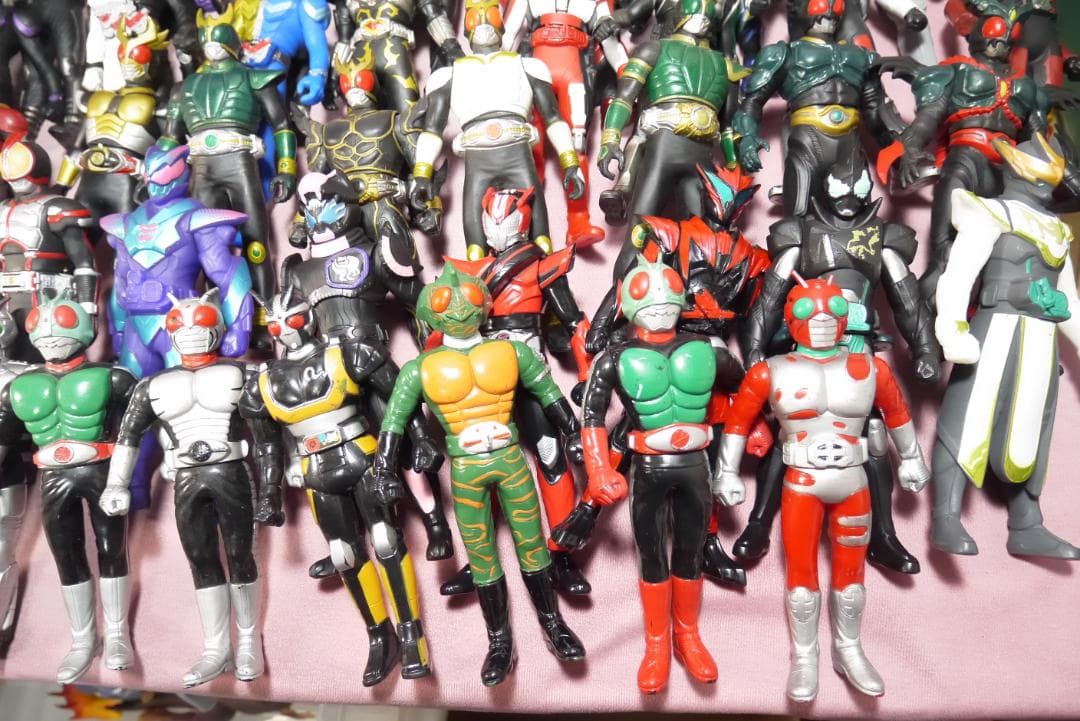 ライダーヒーローシリーズ　ビッグサイズソフビフィギュア　107体セット
