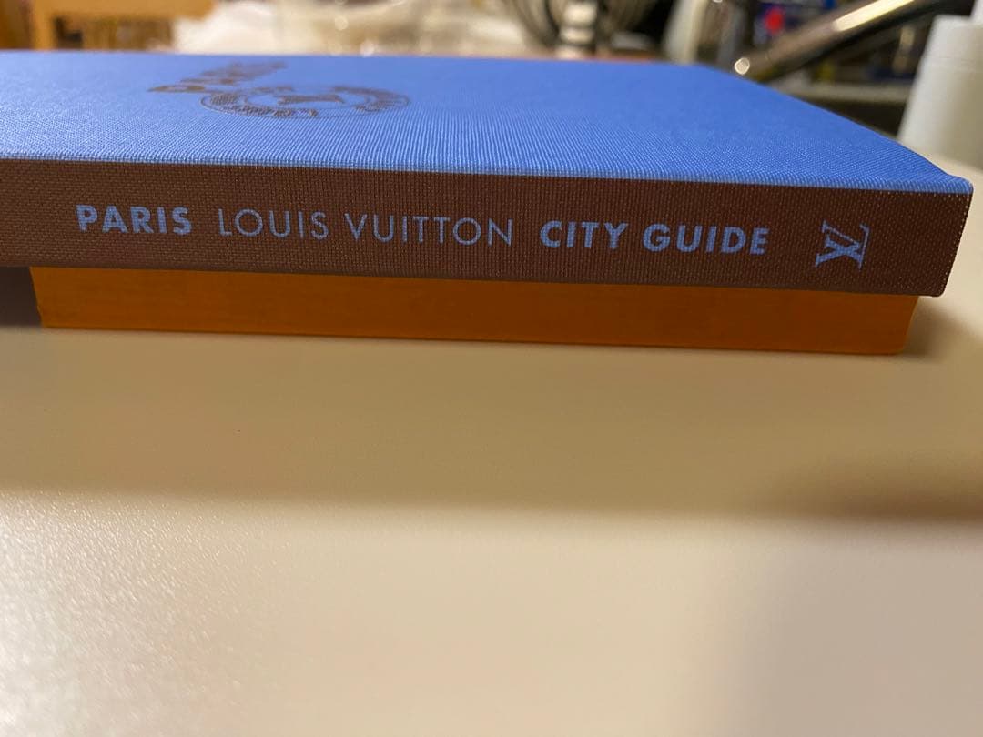 地図・旅行ガイド Louis Vuitton city guide