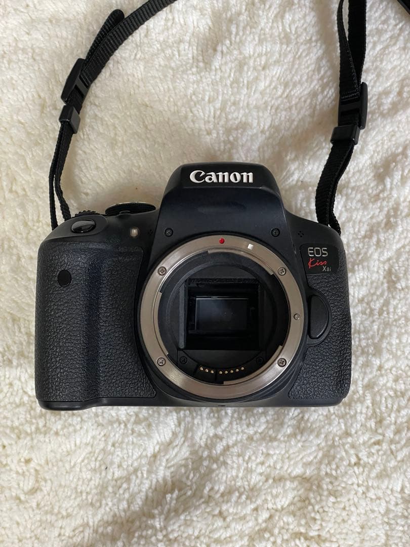 Canon EOS Kiss X8i ボディ 単焦点レンズ　動作確認済み