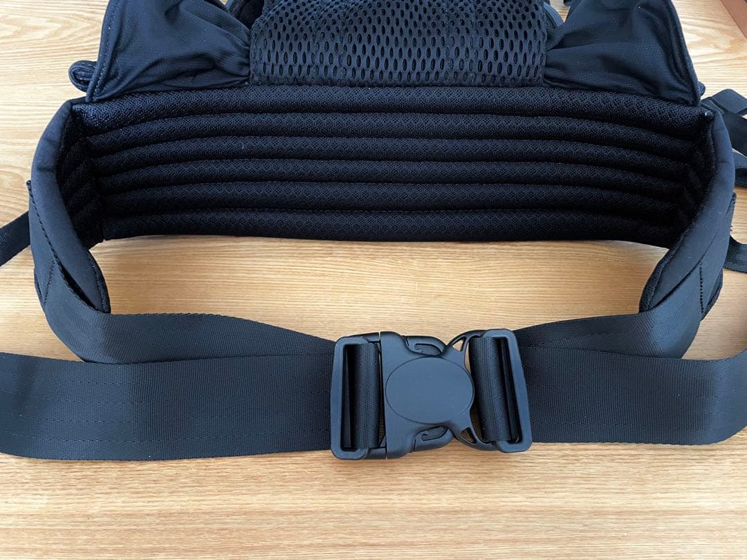 【美品】AIRBUGGY エアバギー 抱っこ紐 ベビーキャリア ブラック