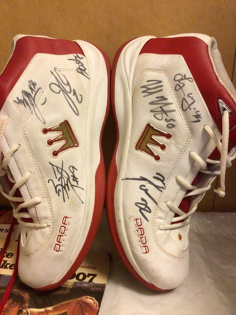 bjリーグ開幕〜連覇 大阪エヴェッサ MVP選手支給 非売品グッズ サイン入り