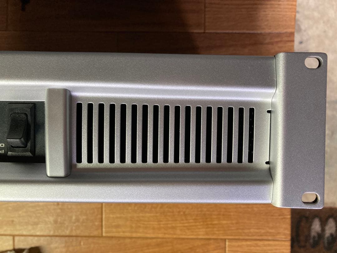 QSC GX3 パワーアンプ