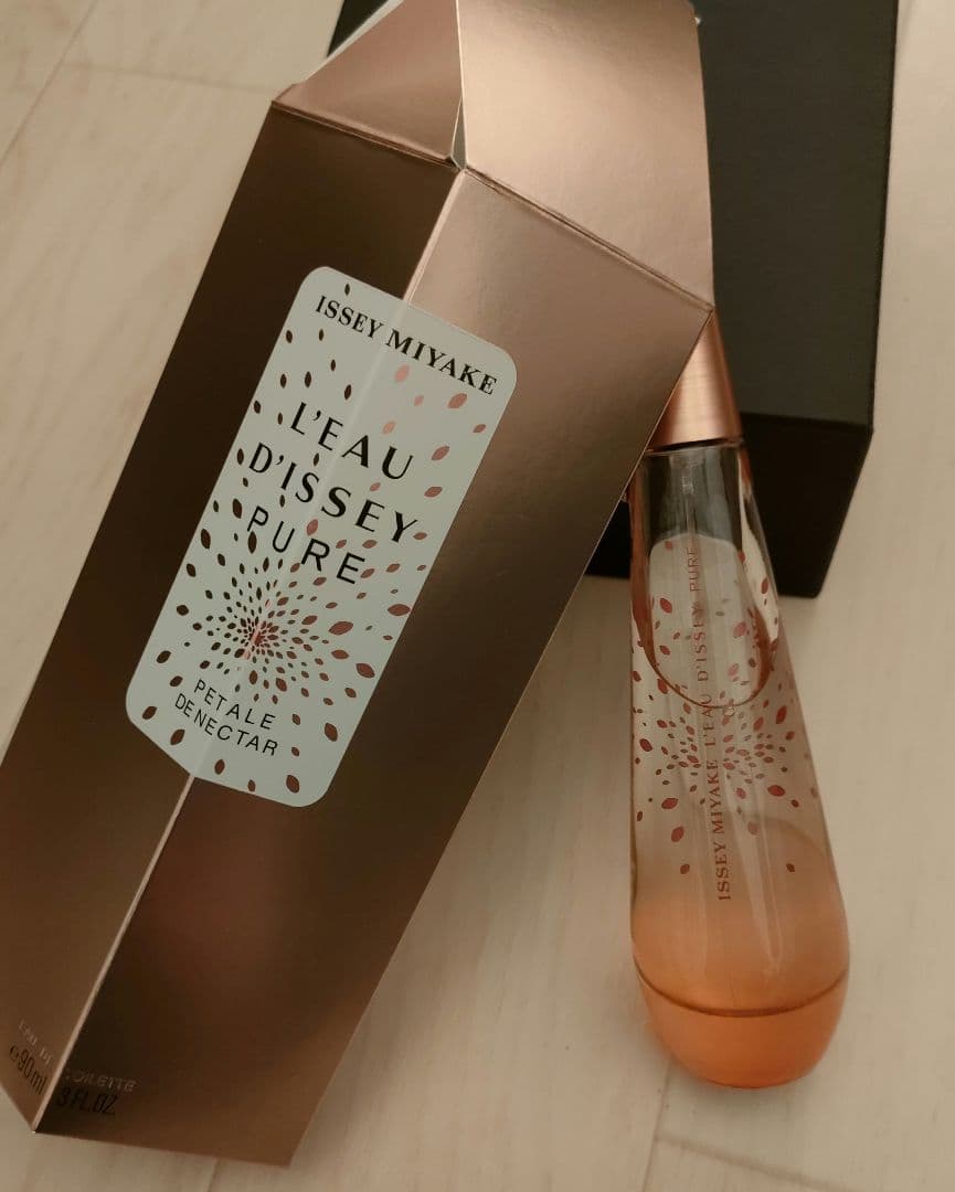 ISSEY MIYAKE L'Eau d'Issey Pure　90ml