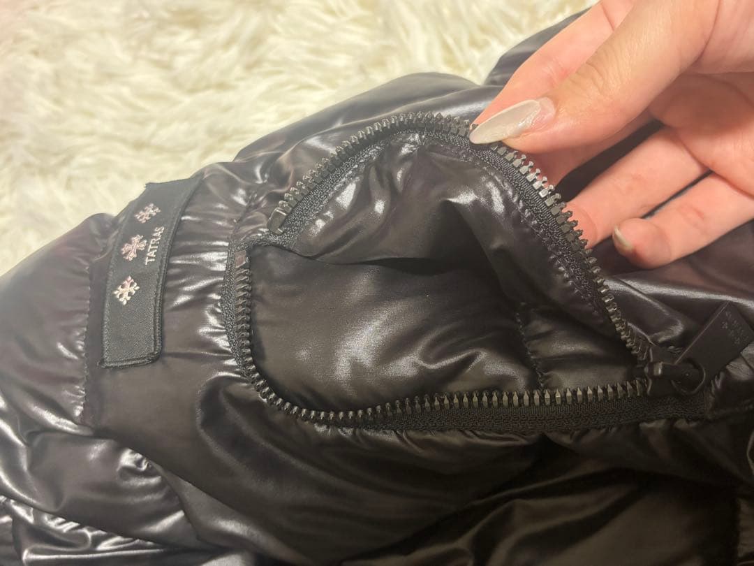 【限定値下】美品✨TATRAS ベルボ　ダウンジャケット