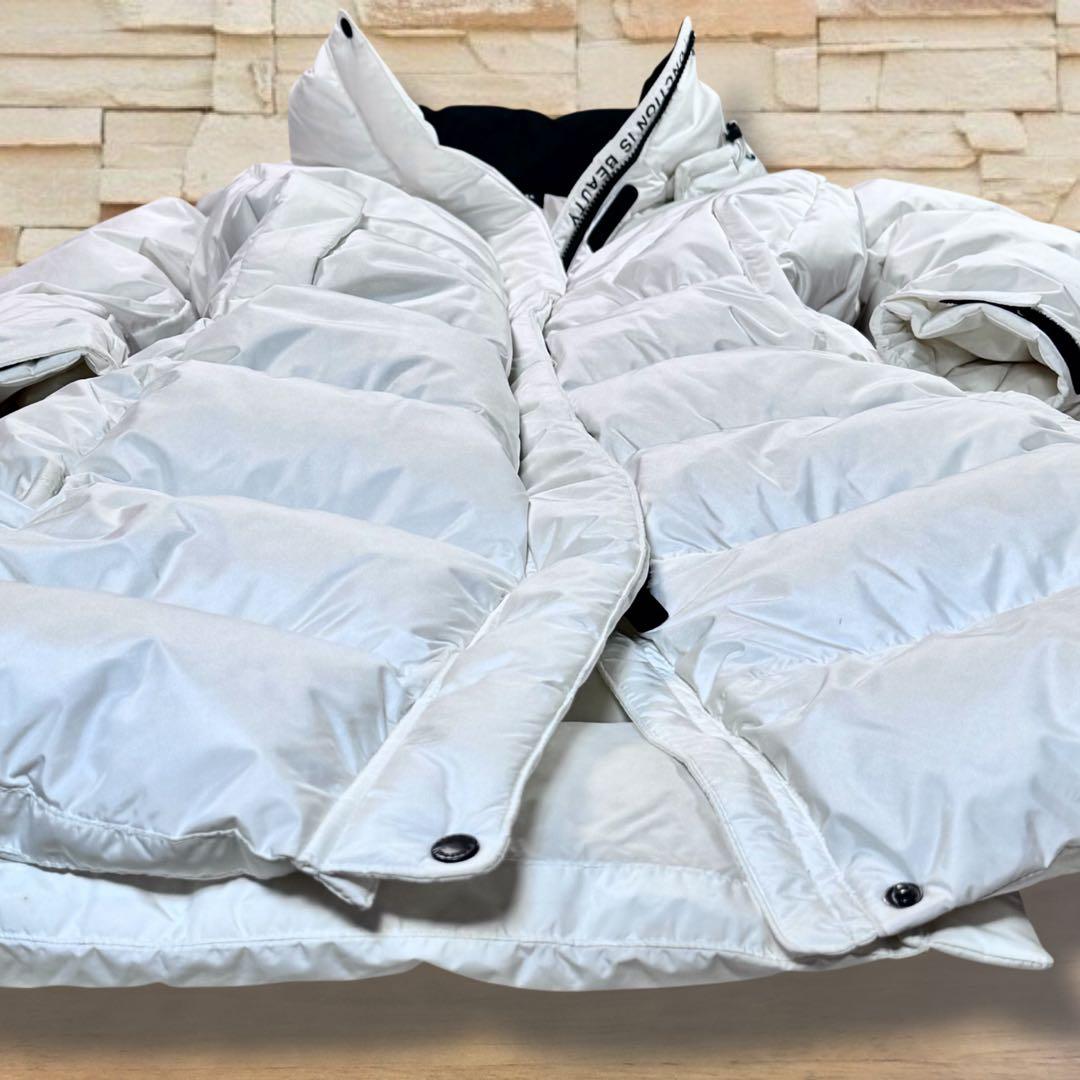 【美品】MONT-BELL 男女兼用　ベンチコート　男性M、女性L相当