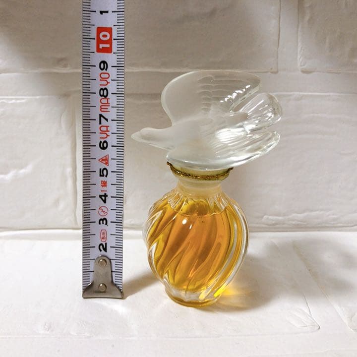 未開栓　希少 ラリック 一羽鳩  ボトル ニナリッチ レールデュタン 箱付　香水