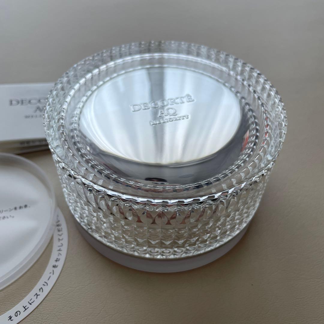 コスメデコルテAQミリオリティフェイスパウダーn 30g 新品未使用