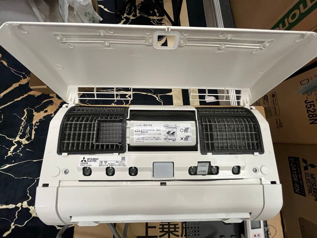 三菱電機　浴室脱衣室洗面所　暖房機 ヒーターWD-240DK 2019年製