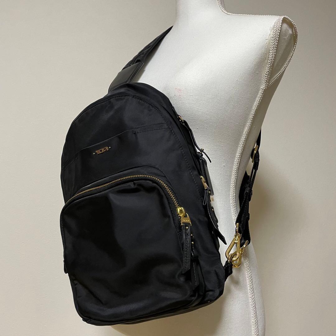 美品✨トゥミ ナイロンクロスボディバッグ ミニリュック レディース TUMI