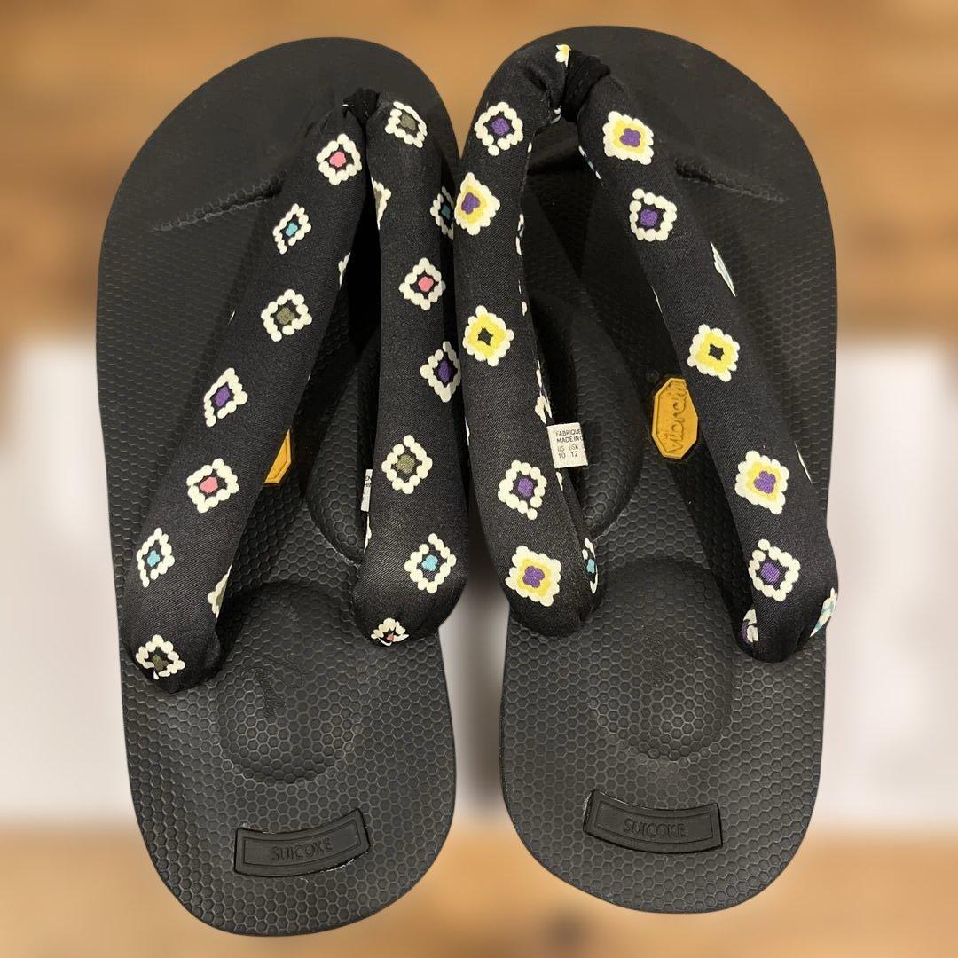 ニードルス Suicoke トングサンダル