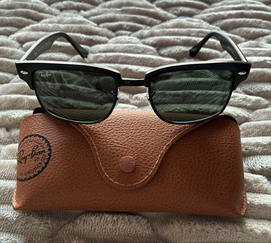 Ray Ban レイバン　ブラックフレーム サングラス （ケース付）RB4190