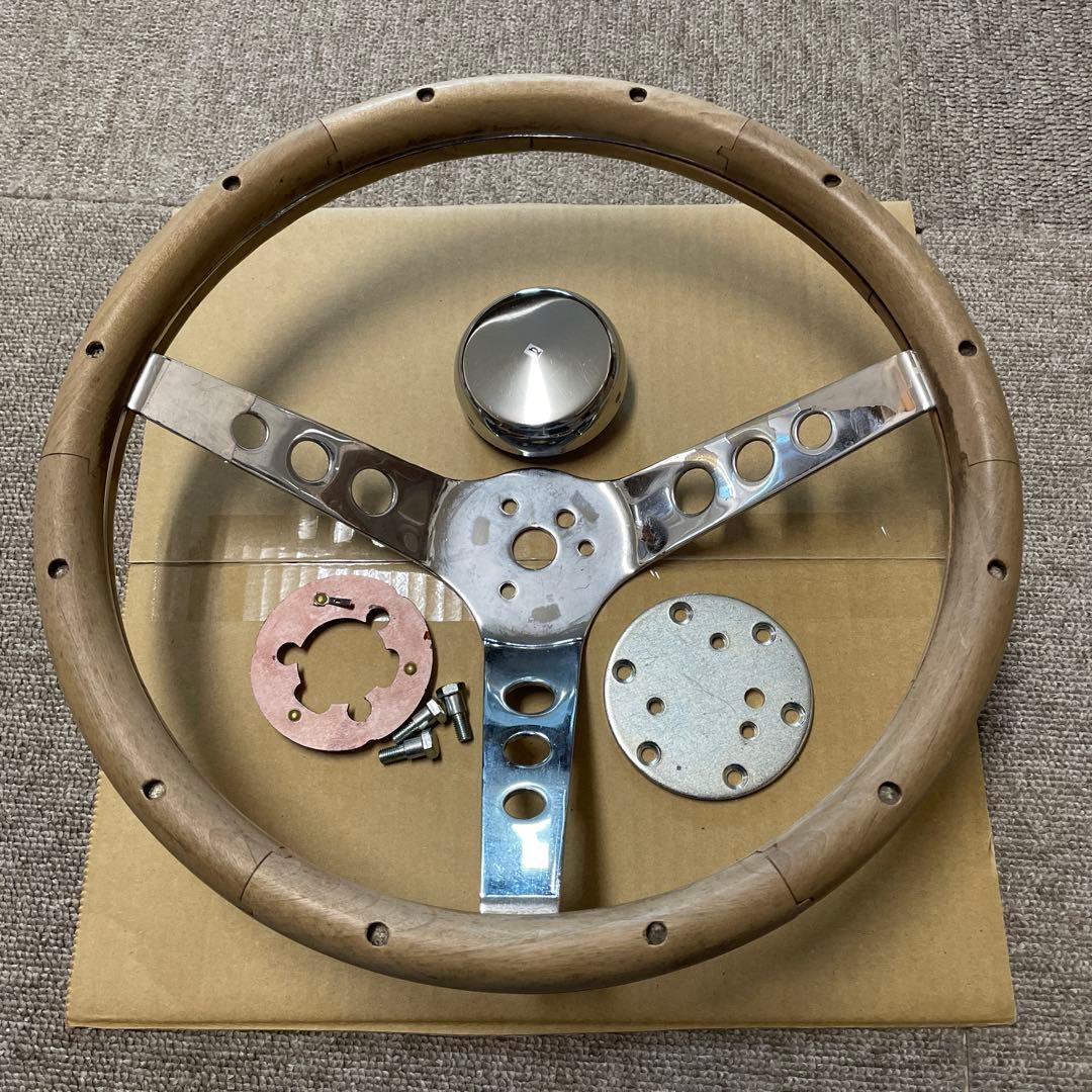 ムーンアイズ　グランツウッドステアリング