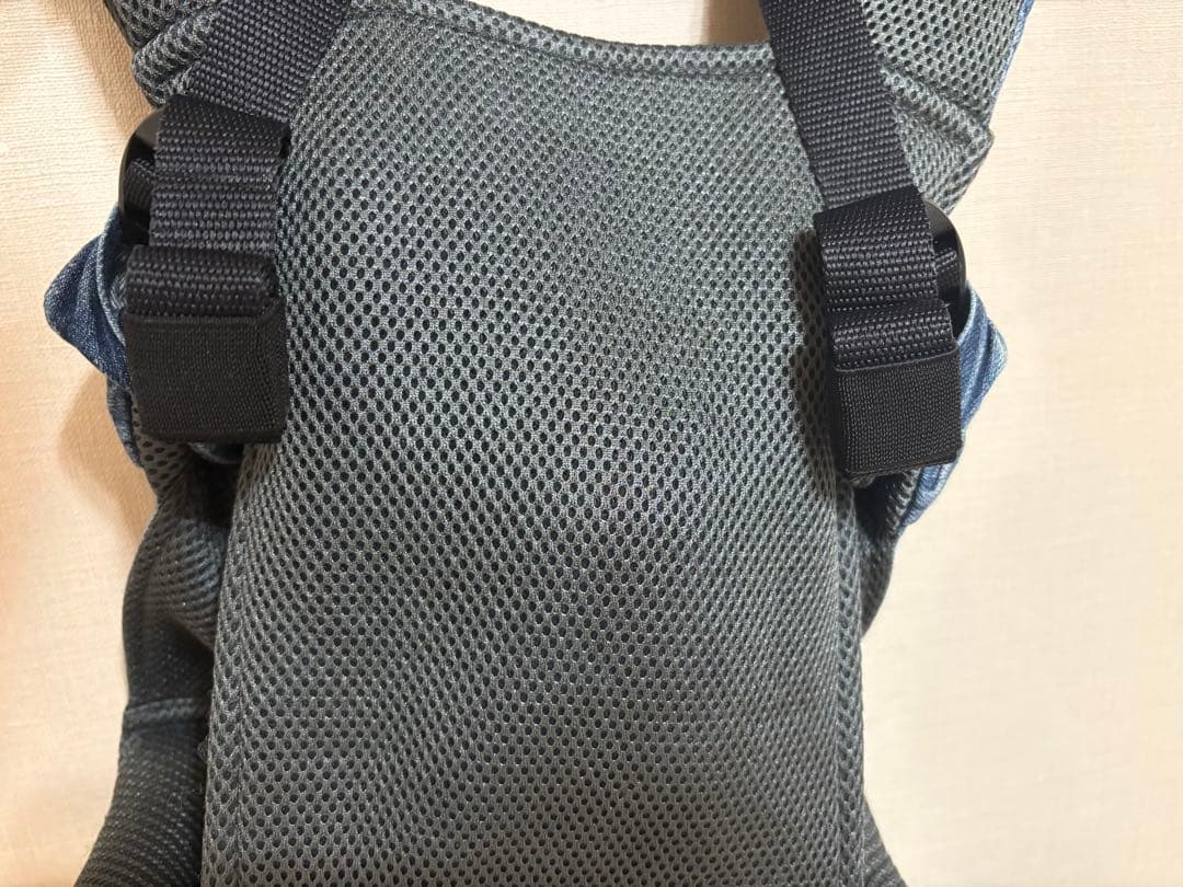 【ゴン】キューズベリー　抱っこ紐　NICO デニム