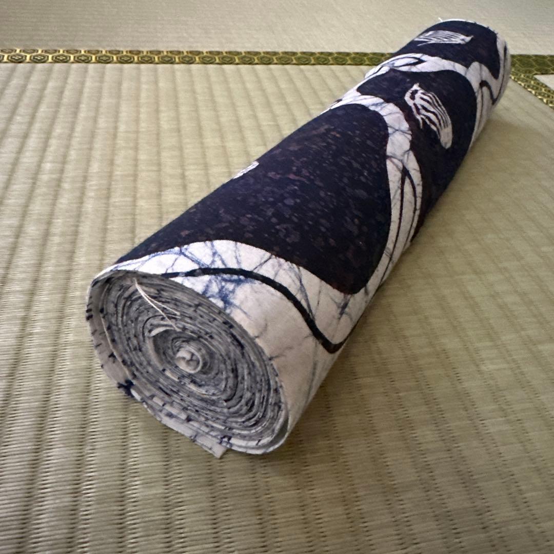 ❶反物　浴衣地　三勝染 ろうけつ染❷竹　小珍染　白地　【未仕立て】
