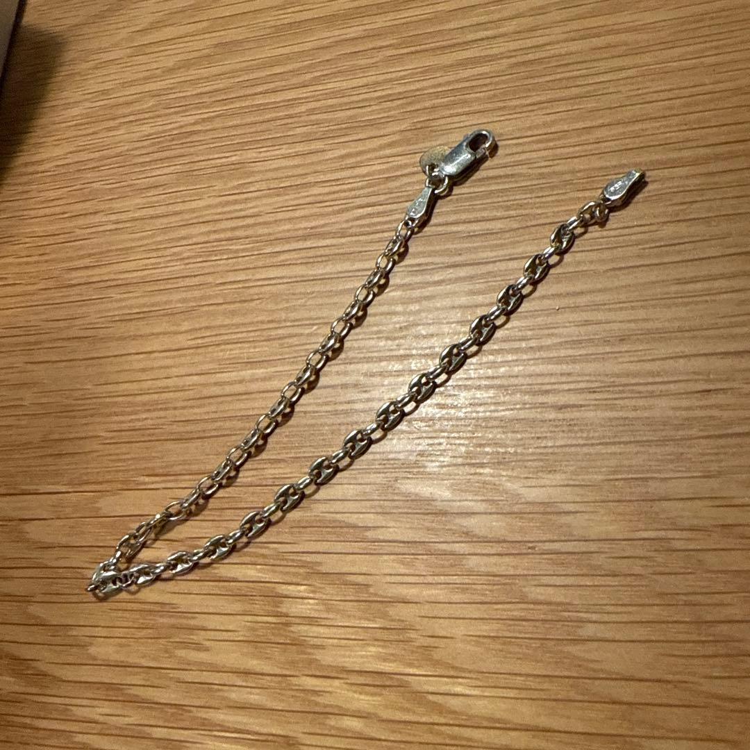 ヒアーズ　heres