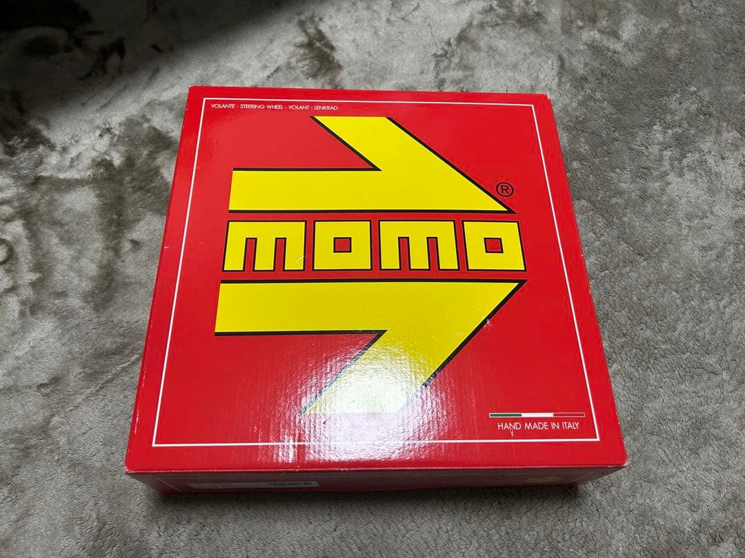 【新品未使用】momo DRIFTING ステアリング 本体 φ33 RED