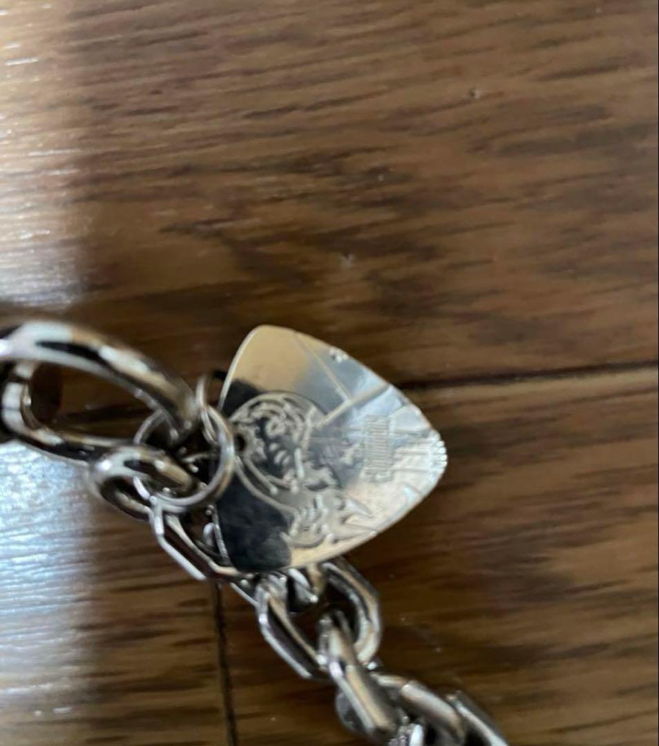 「nami.01」。ヒスウォレットチェーン