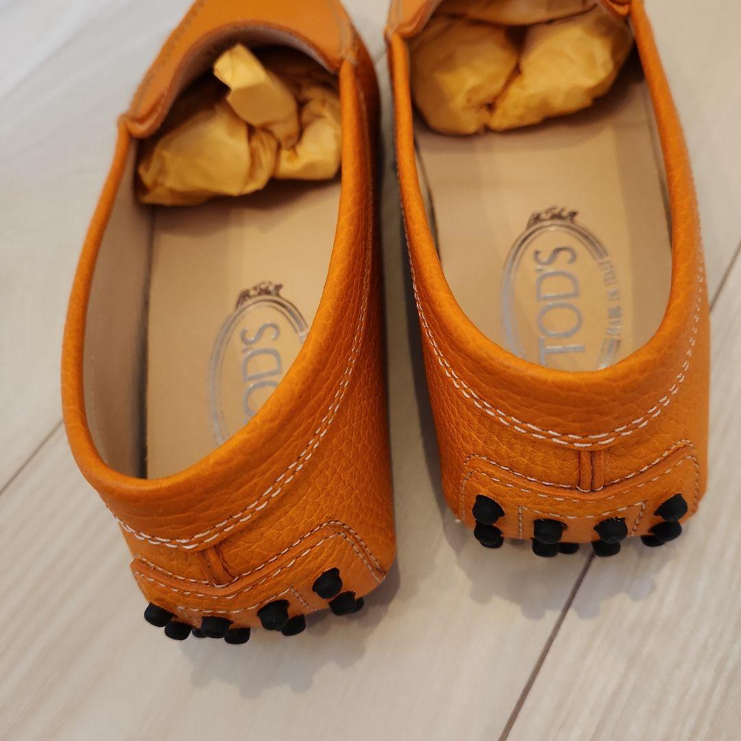 期間限定セール TOD'S オレンジ モカシン