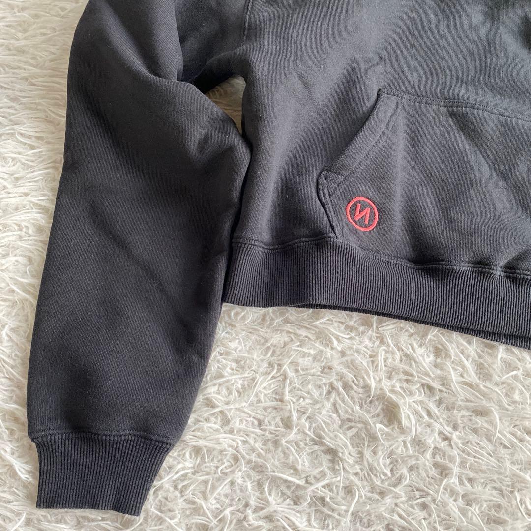 初心者です9090 フード付きセットアップ　ブラック　ピンク　ロゴ