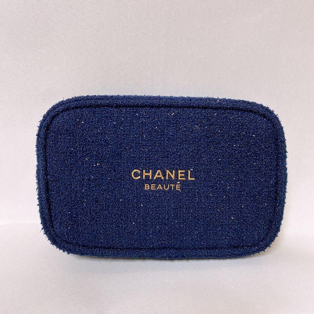 h*a様 CHANEL 2025クリスマスコフレ リップアンド ネイルケアセット