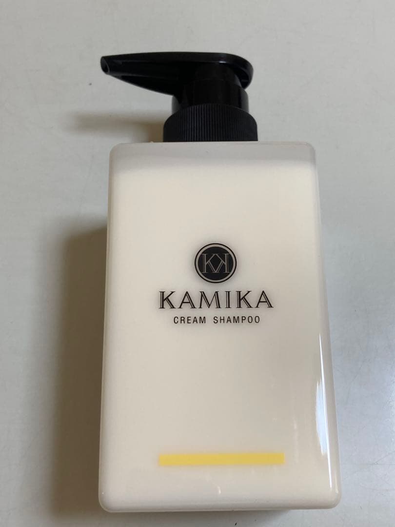 カミカ　オールインワンクリームシャンプー　ベルガモットジャスミン３本