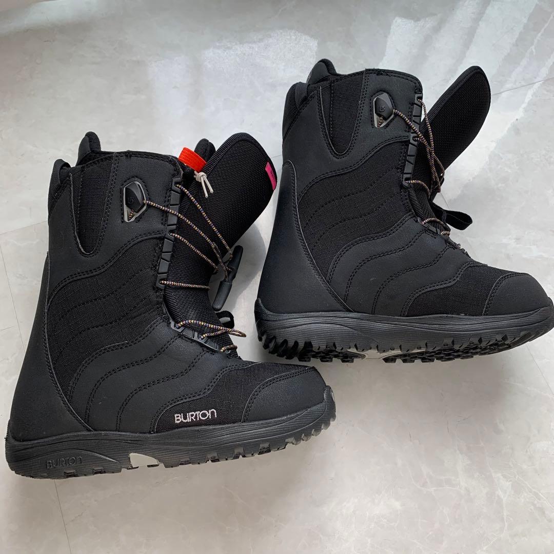 BURTON MINT-ASIAN FIT 女性用 スノーボードブーツ 22.5
