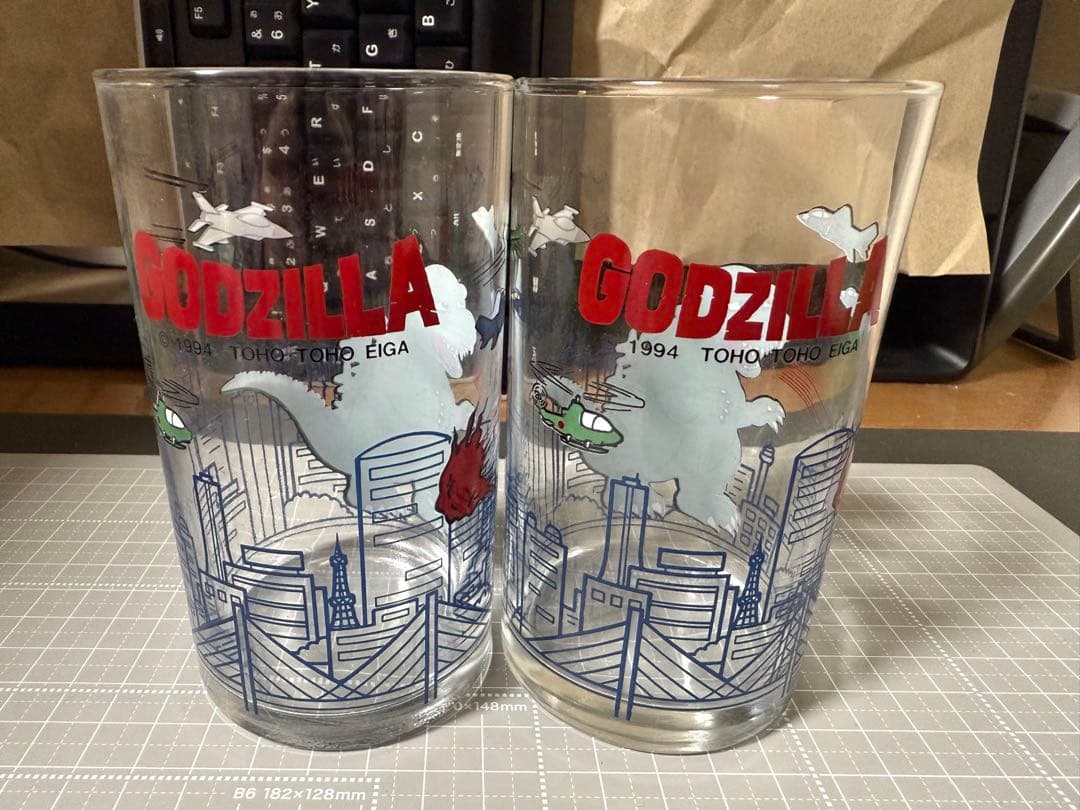 ゴジラ　タンブラーペア　コップ　グラス　レトロ　GODZILLA
