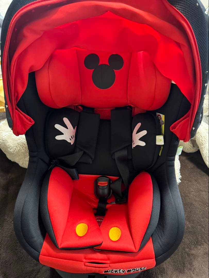 美品　ミッキーマウス　チャイルドシート　西松屋