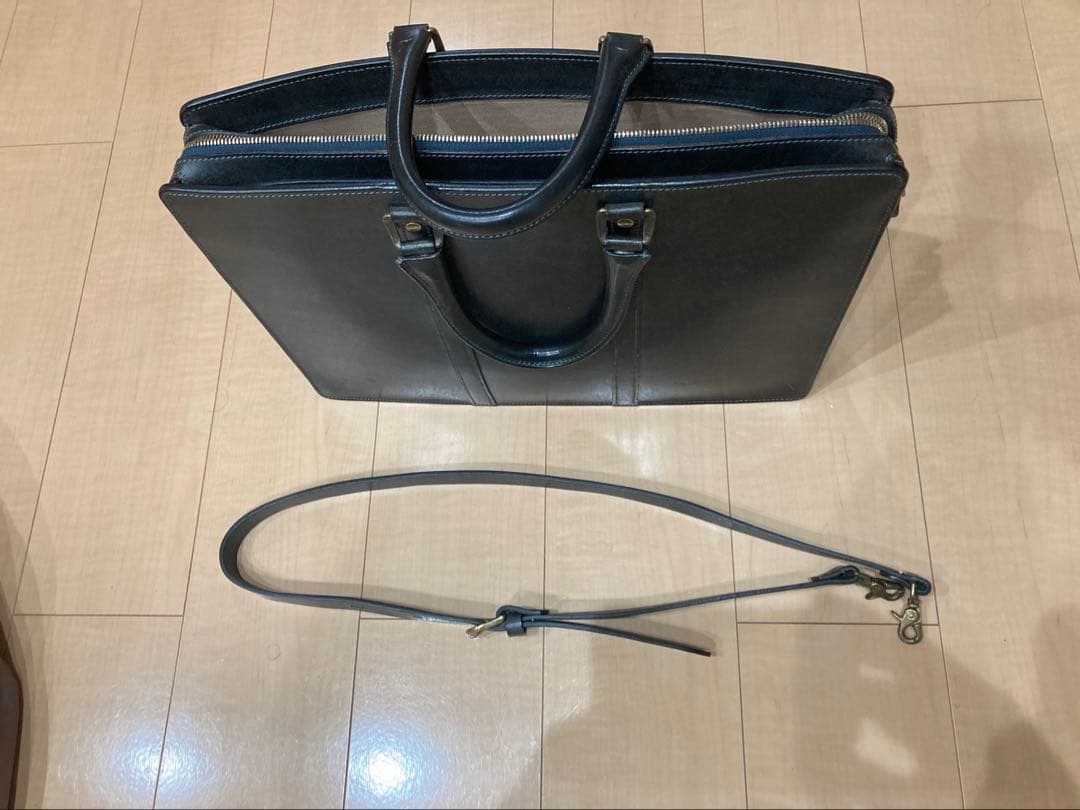 ブリーフケース　 ネイビー　万双　革