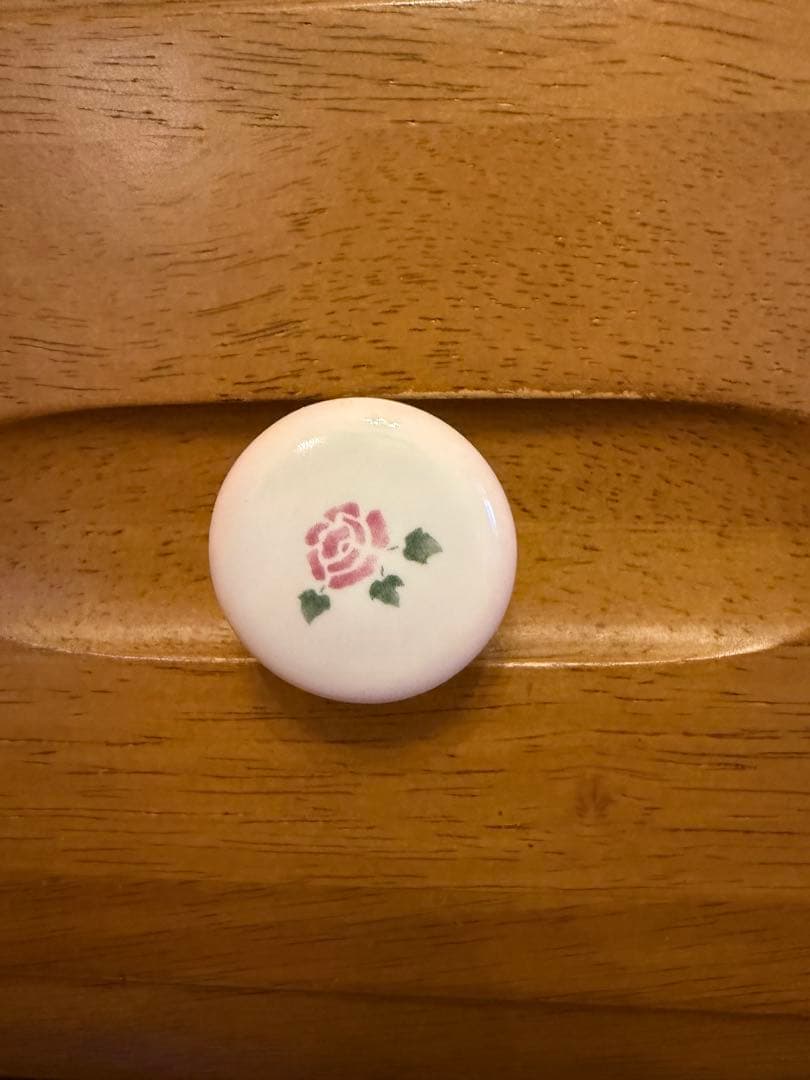 マニーローズ取手付き　木製チェスト7段 8引き出し ナチュラル仕上げ