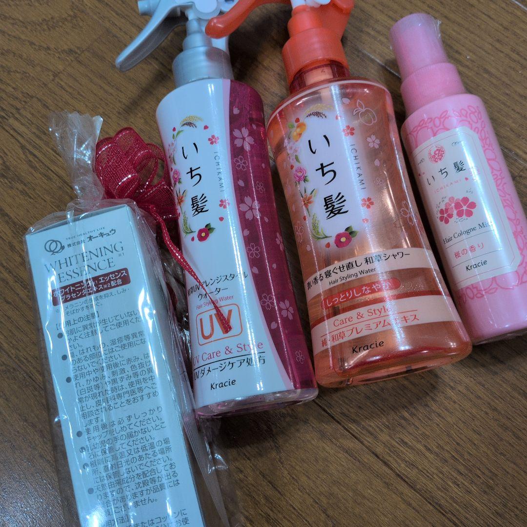 いち髪　コロン　いち髪コロン寝癖直しスプレーあんずとさくら　オーキュ　プラスチッ