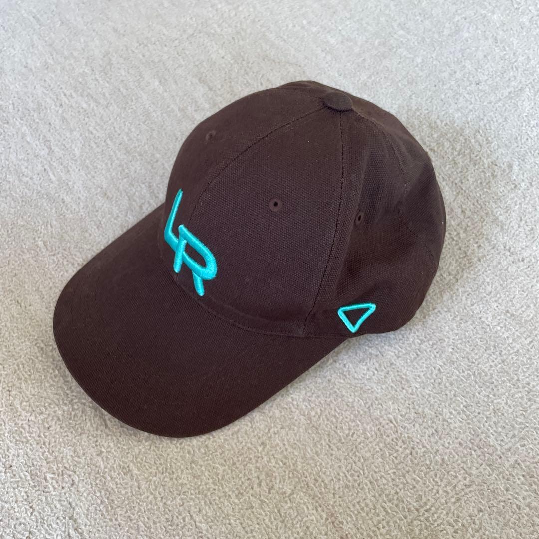 LIBEIRO LR刺繍ブラウンキャップ