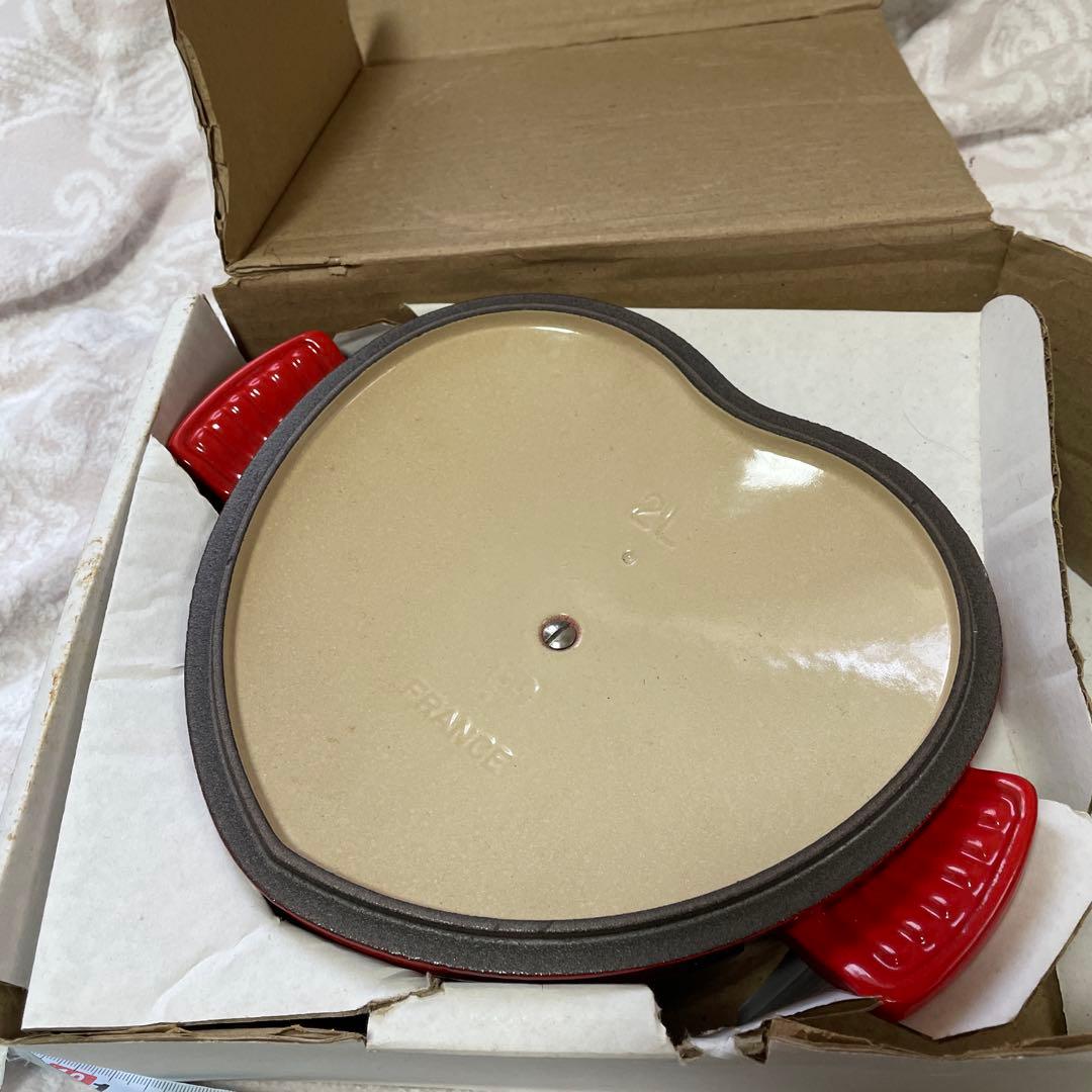 値下げ　早い者勝ち　LE CREUSET ハート型鍋 レッド 定価41,500円