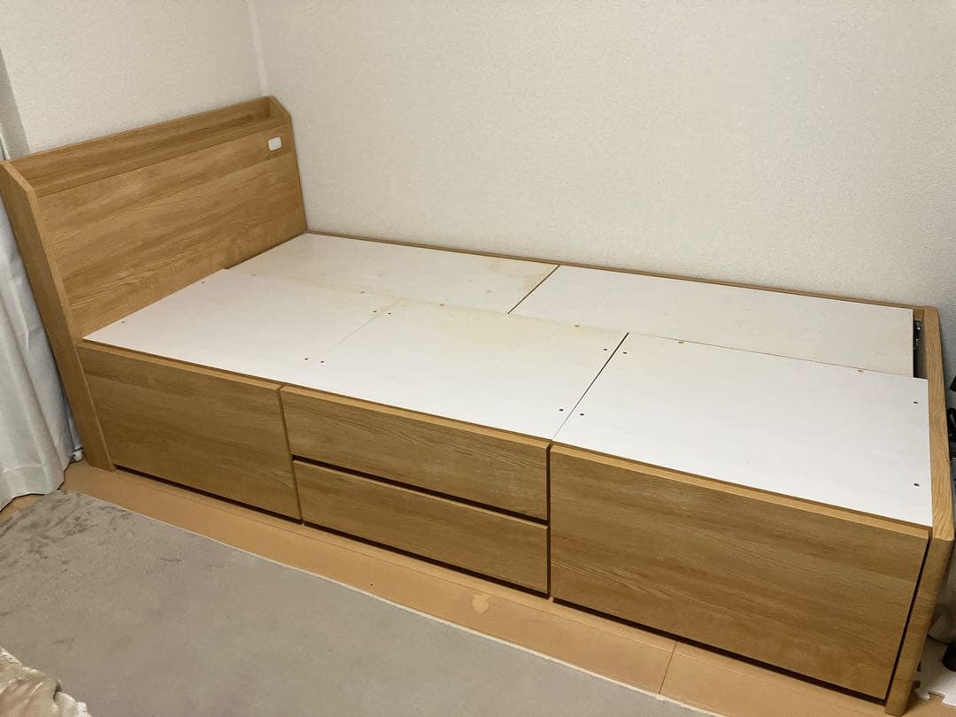 ニトリ収納ベッドフレーム　シングル