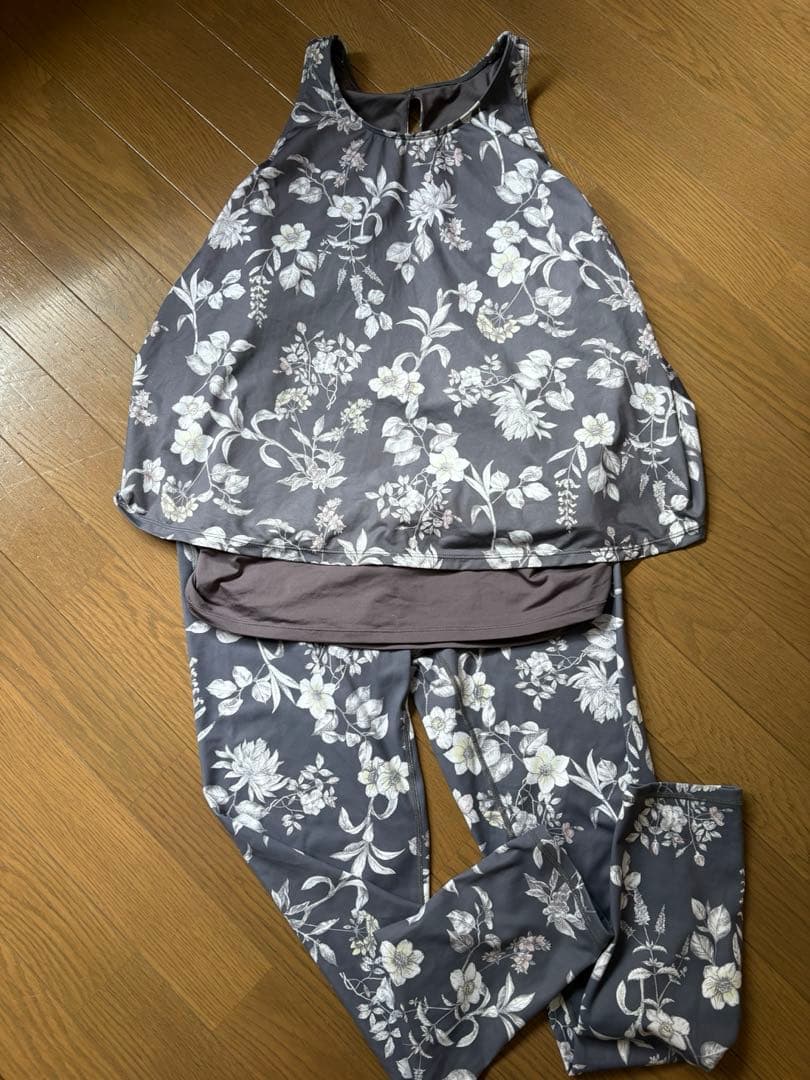 sukala サイズL フローラルプリント ヨガウェア セット