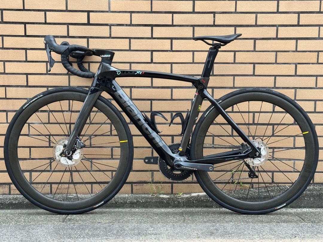Bianchi Oltre XR4 disc ビアンキ　　オルトレ　ロードバイク