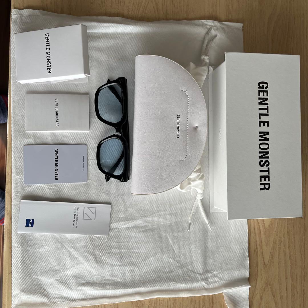 GENTLE MONSTER musee サングラス 登坂広臣着