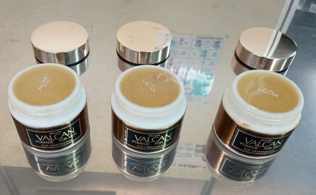 カネボウ　バルカン　ポマード80g　3個