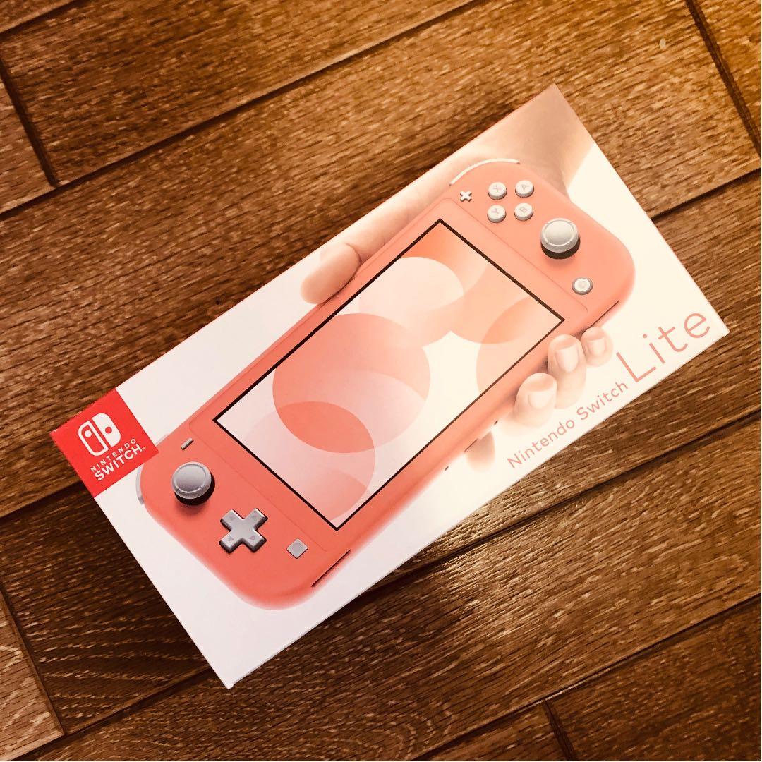 ニンテンドースイッチライト　コーラル　本体